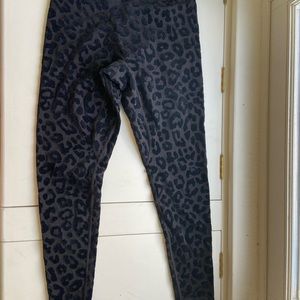 Balance Athletica Kingdom Lux Pant Panther size medium